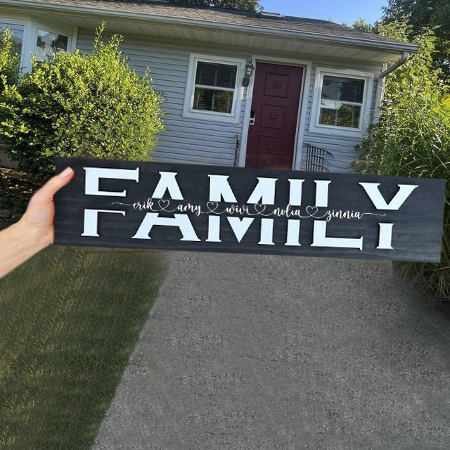 Plaque de famille personnalisée en bois de maman avec gravure de nom pour le jour de Noël