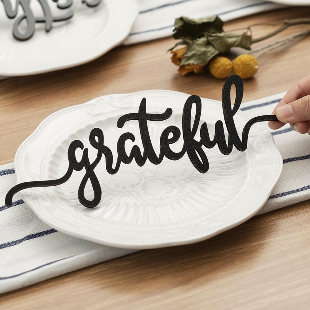 Cartes de place de Thanksgiving pour la décoration de la table à manger signe de mots reconnaissants
