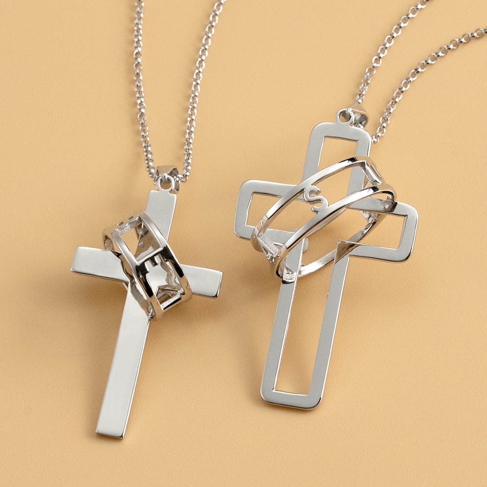 Couple personnalisé symbole de foi croix collier avec Halo nom gravé bague deux colliers