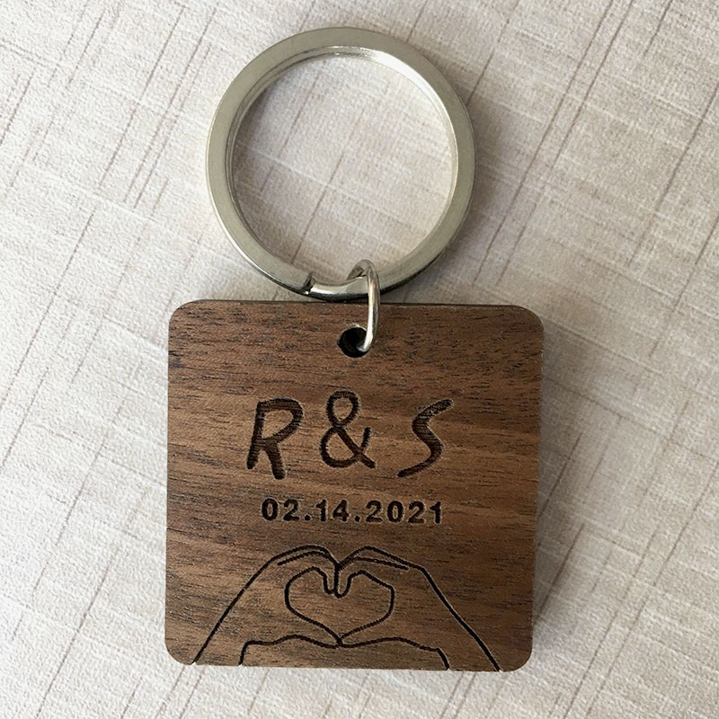 Porte-clés en bois personnalisé Anniversaire Saint Valentin Couple Cadeau