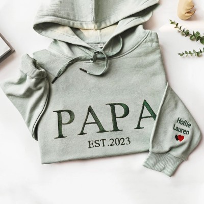 Sweat à capuche personnalisé brodé pour papa avec les noms des enfants pour cadeau de fête des pères