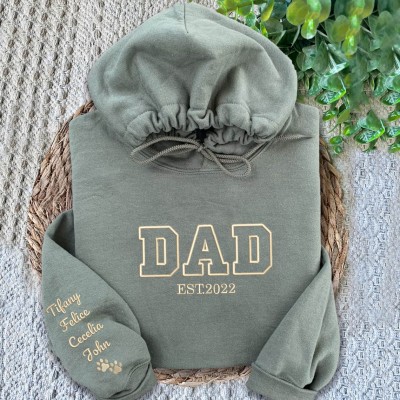 Sweat à capuche personnalisé brodé pour papa avec les noms des enfants pour cadeau de fête des pères
