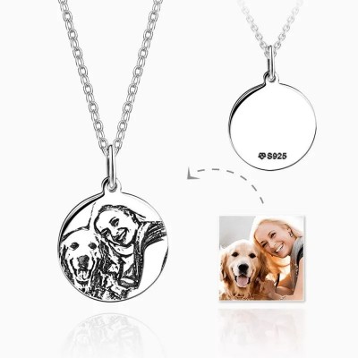 Collier photo gravé avec ombre ronde