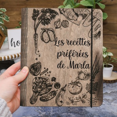 Livre de recettes en bois familial personnalisé pour des idées de cadeaux pour le jour de Noël