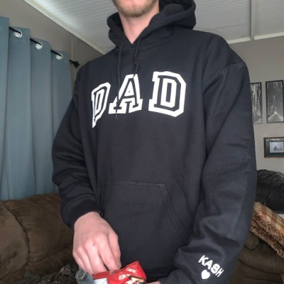 Sweat à capuche papa personnalisé avec noms d'enfants pour cadeau de fête des pères