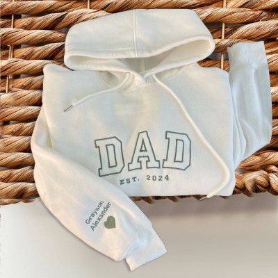 Sweat à capuche personnalisé brodé pour papa avec les noms des enfants pour cadeau de fête des pères