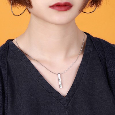 Collier gravé à la barre 3d verticale avec 1-4 côtés en option