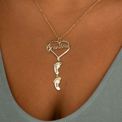  Collier de nom de pierre de naissance avec pendentif pieds de bébé coeur grand-mère personnalisé avec 1-10 breloques