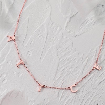 Collier initial personnalisé avec 1-10 initiales