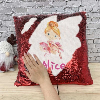 Cadeau d'anniversaire de fille d'oreiller rouge de nom de sequin personnalisé
