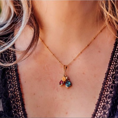 Collier goutte personnalisé pour elle avec 1 à 8 pendentifs